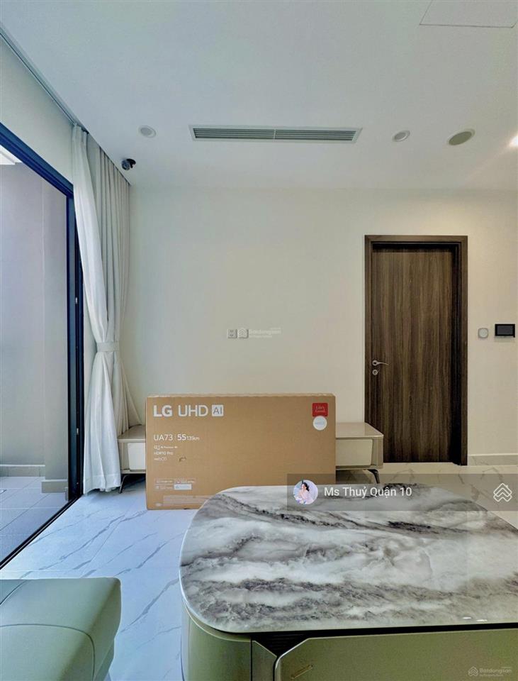 Chuyên cho thuê vinhomes grand park 2pn  8tr