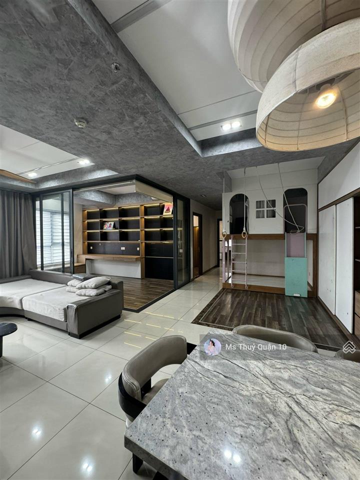Cho thuê cc 3pn, 2wc, 139m2 tại hado centrosa garden, đường 3/2, giá tốt chỉ với 32 triệu vnd