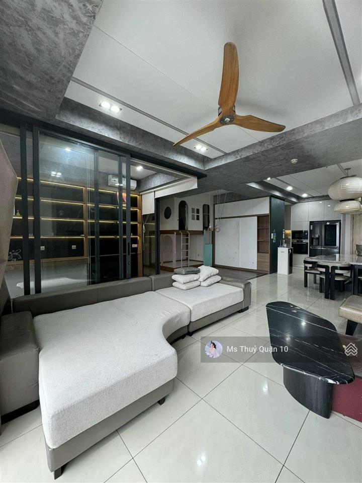 Cho thuê cc 3pn, 2wc, 139m2 tại hado centrosa garden, đường 3/2, giá tốt chỉ với 32 triệu vnd
