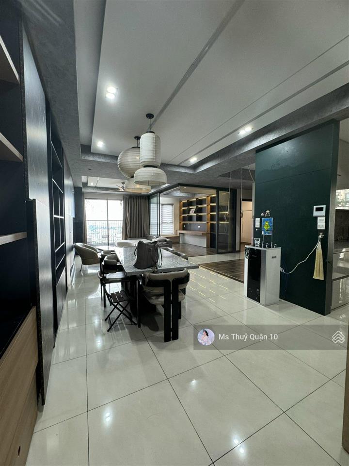 Cho thuê cc 3pn, 2wc, 139m2 tại hado centrosa garden, đường 3/2, giá tốt chỉ với 32 triệu vnd