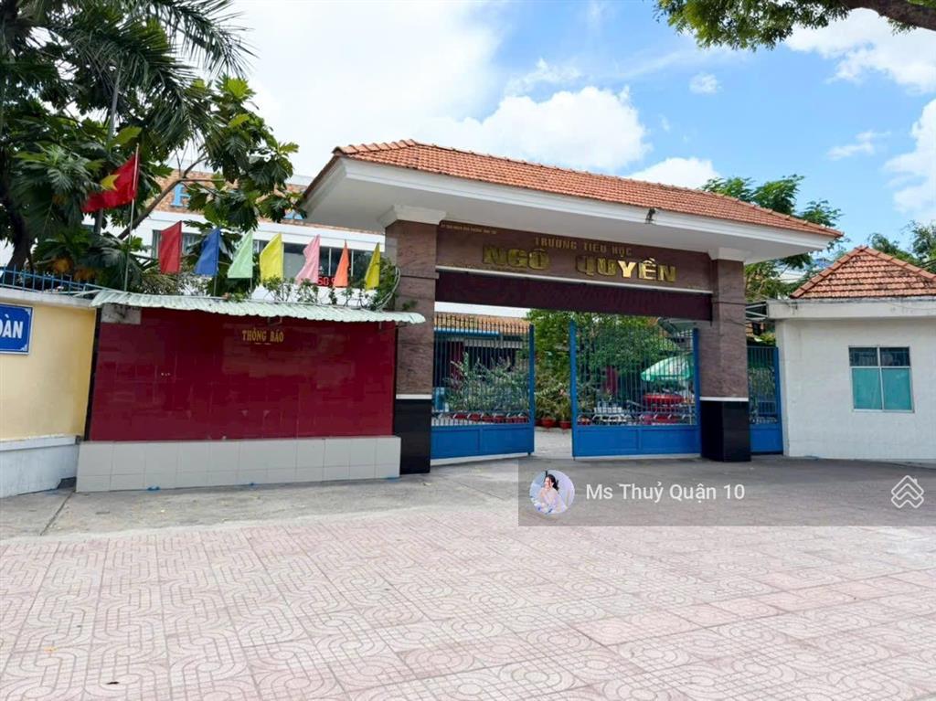 Bán cc green town bình tân, 2,6 tỷ, 52m2, 1pn 1wc, nội thất cơ bản,