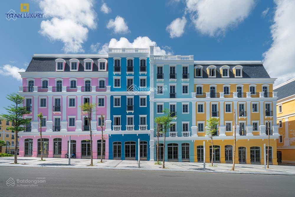 Cần bán gấp căn góc trục d1 cách biển bãi kem vài bước chân gần quảng trường giá 2x tỷ, 0919 755 ***