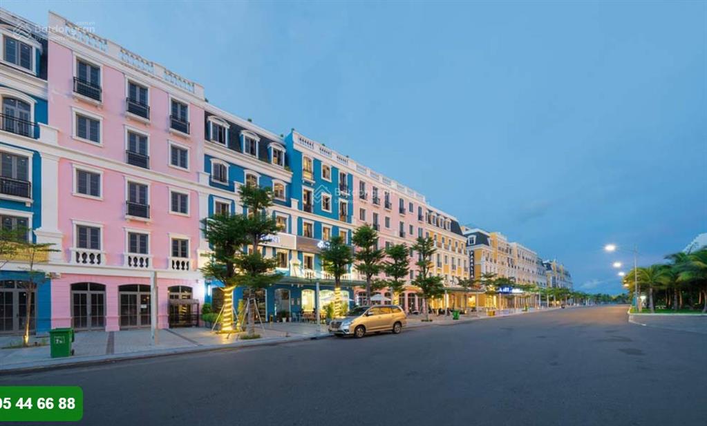 Cần bán gấp căn góc trục d1 cách biển bãi kem vài bước chân gần quảng trường giá 2x tỷ, 0919 755 ***