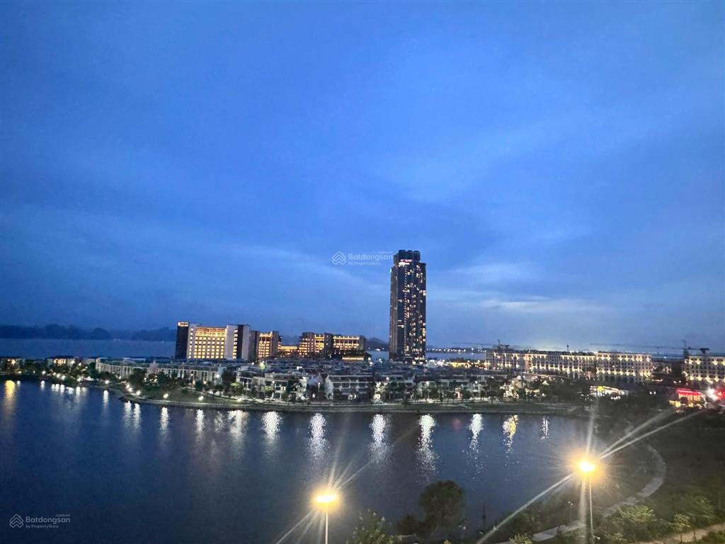 Chính chủ bán căn 2pn 68m2 view biển chung cư bim 17 tầng trung tâm du lịch bãi cháy, hạ long.