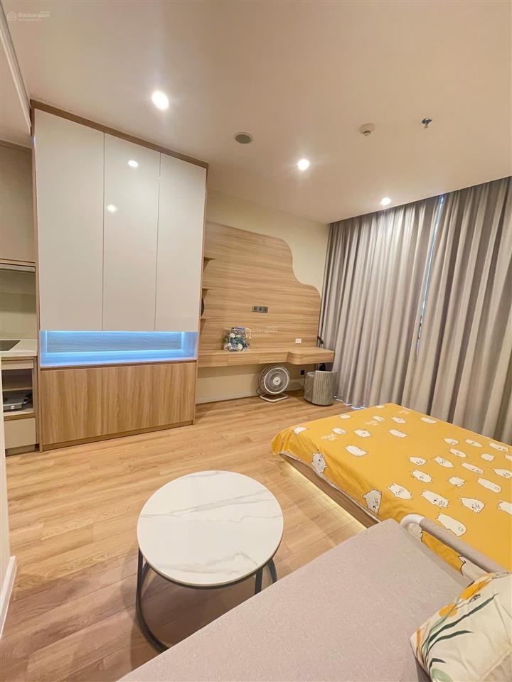 Chính chủ bán căn hộ studio 30m2 chếch biển. full nội thất, trung tâm du lịch bãi cháy, hạ long
