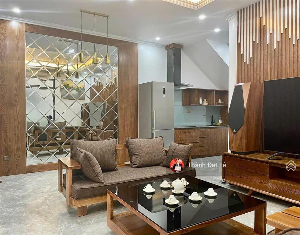 Do chuyển định cư. chính chủ bán căn biệt thự 2,5 tầng 120m2 ven biển sonasea vân đồn, quảng ninh