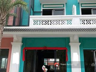 Bán shophouse 5 tầng 95m2 ven biển tại kđt nghỉ dưỡng sonasea vân đồn harbor city, quảng ninh.