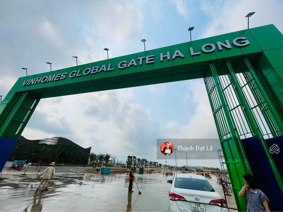 Nội bộ căn biệt thự, liền kề ven biển tại vinhomes hạ long xanh. sổ lâu dài