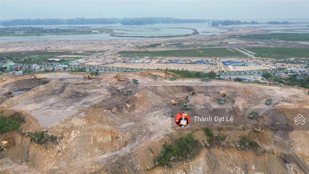 Đất nền giãn xây vinhomes 2 năm sau mới xây vị trí gần biển, nhà ga depot vinhomes hạ long xanh