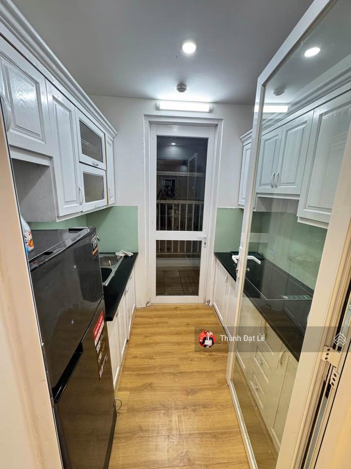 Chính chủ bán căn 2pn 68m2 view trực diện biển trung tâm du lịch bãi cháy, hạ long