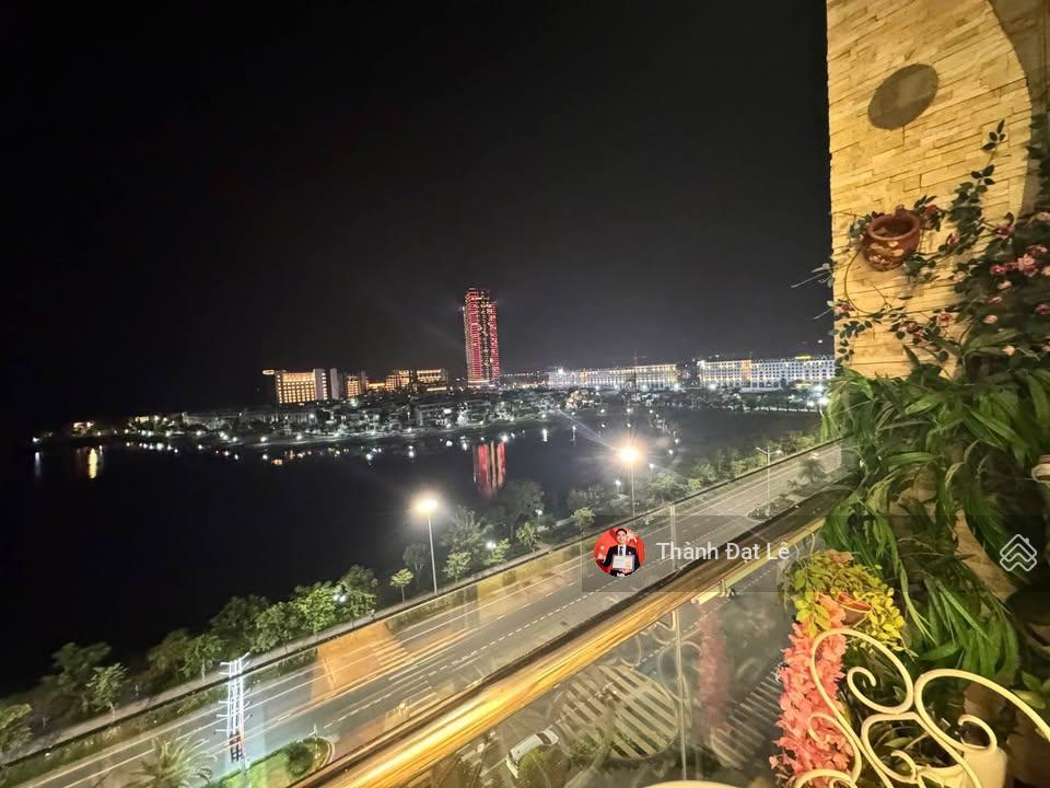 Chính chủ bán căn 2pn 68m2 view trực diện biển trung tâm du lịch bãi cháy, hạ long