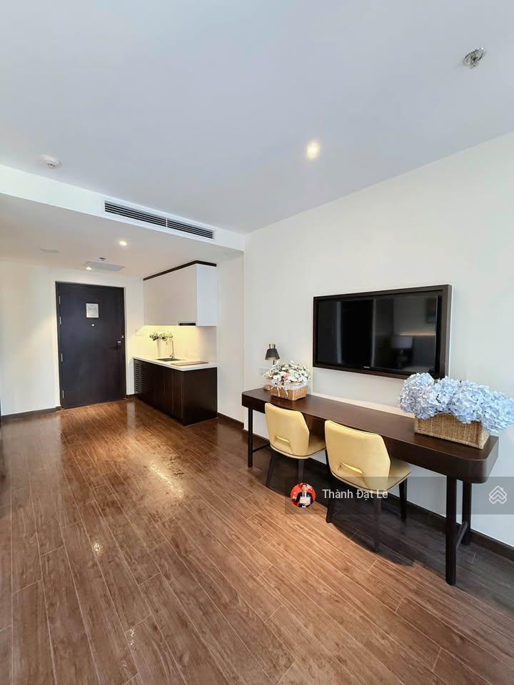 Cần bán căn studios 37m2 view đường 25/4 cung cá heo chung cư sapphire s2 hạ long. sổ đỏ lâu dài.