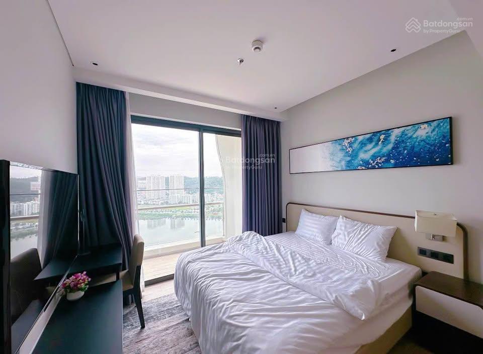 Chính chủ bán căn hộ 2pn 98m2 view chính biển toà citadines trung tâm du lịch bãi cháy , hạ long