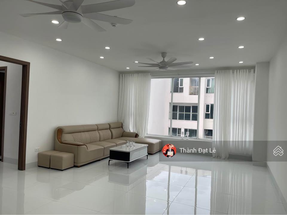 Nhượng lại gấp căn penthouse 2 tầng siêu rộng 205m2 tại trung tâm du lịch bãi cháy, hạ long