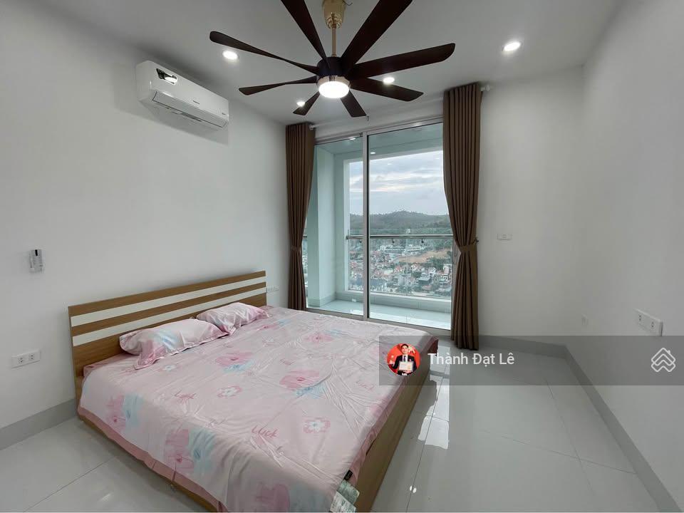 Nhượng lại gấp căn penthouse 2 tầng siêu rộng 205m2 tại trung tâm du lịch bãi cháy, hạ long