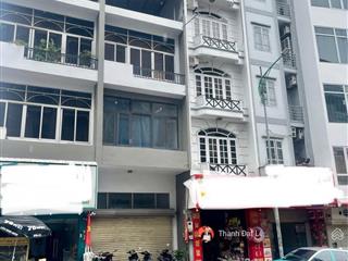 Chính chủ ở xa, cần bán nhà 3,5 tầng 46,8m2 mặt đường vườn đào, trung tâm du lịch bãi cháy, hạ long