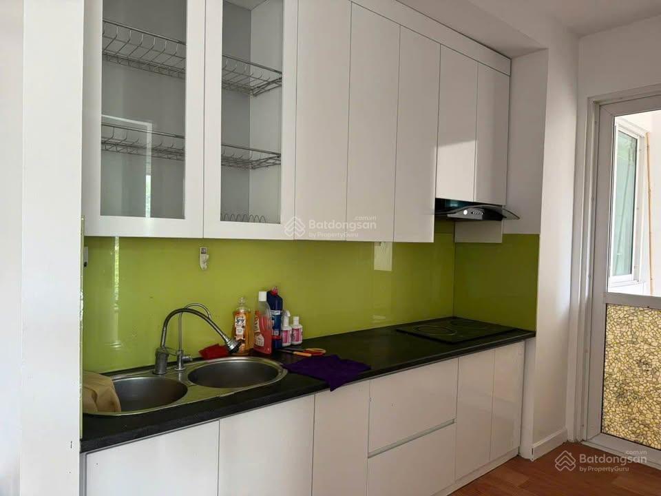 Do chuyển định cư không sử dụng nên cần bán căn hộ 2pn 76m trung tâm du lịch bãi cháy, hạ long.