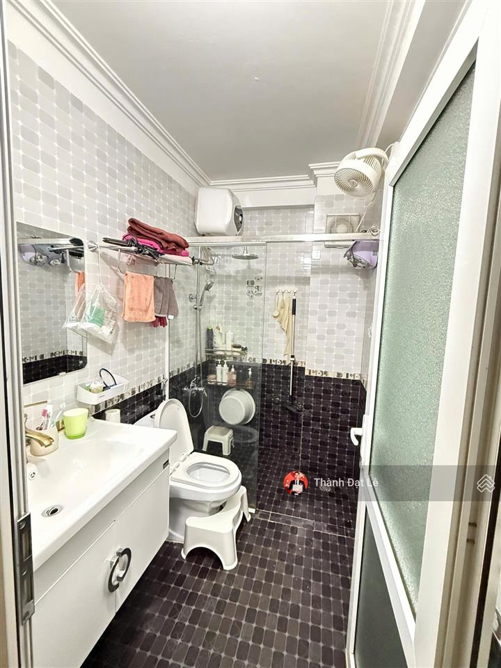 Chính chủ chuyển định cư. bán nhà tại đô thị mới cao xanh. gần cây xăng cao xanh. diện tích 50m2