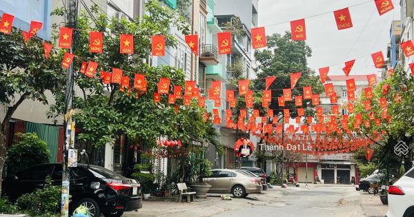 Chính chủ chuyển định cư. bán nhà tại đô thị mới cao xanh. gần cây xăng cao xanh. diện tích 50m2