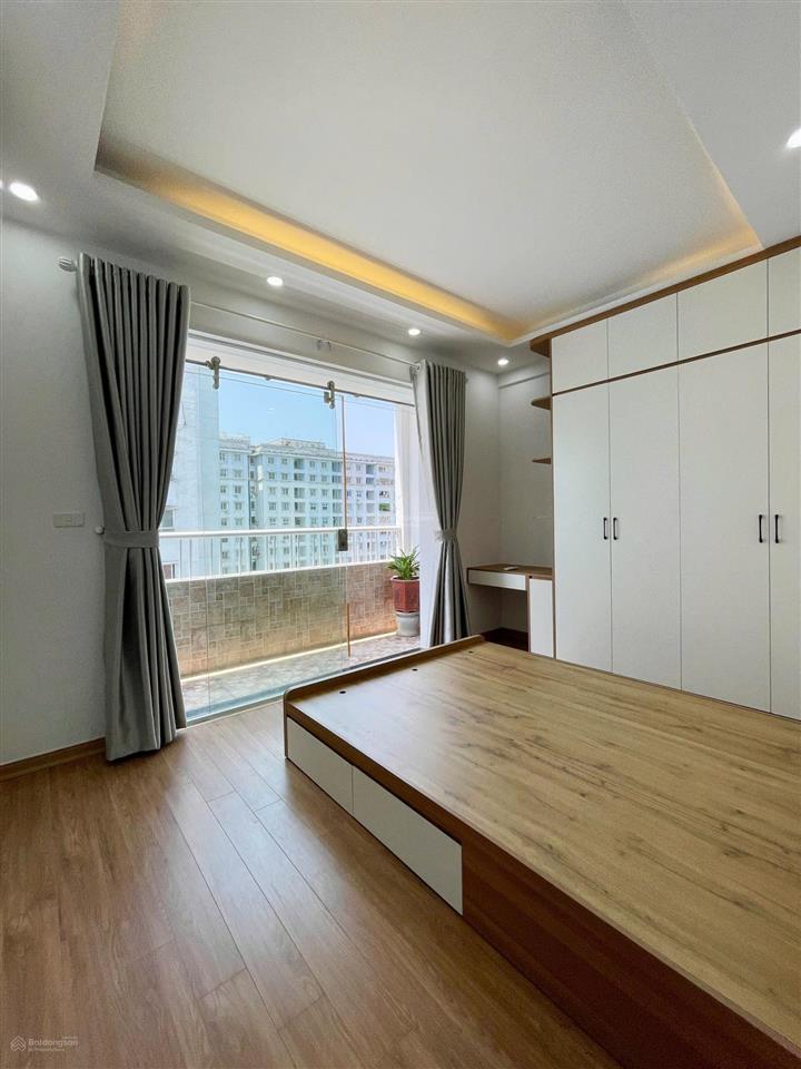 Căn hộ 3pn 2wc, 90m2, bán tại thành phố giao lưu, 7 tỷ vnd