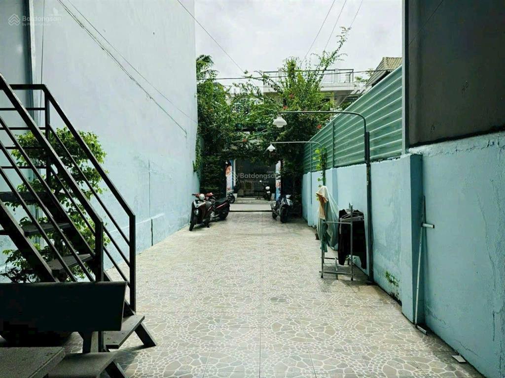 Bank định giá 17,8 tỷ, ngộp 14 tỷ  bán chỉ 15,5 tỷ tl. cần bán gấp lô đất mặt tiền đs 14, quận gv