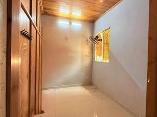 Nhà bán khu emart gò vấp  hxh  sổ vuông vức ngang 5m  chỉ 90 triệu/m2