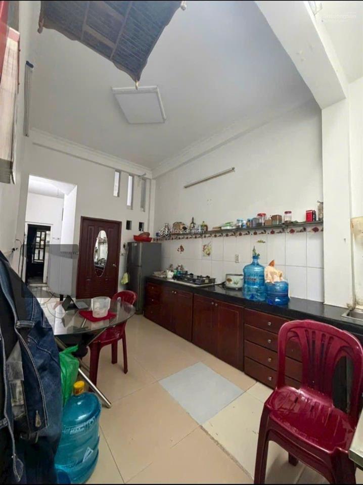 Lên sóng nhà mặt tiền  3pn  đường 8 m thông  diện tích khủng  tiện kinh doanh  chỉ 6,95 tỷ