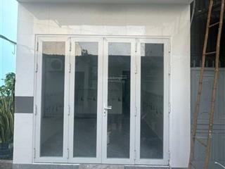 Chỉ 3.2 tỷ  gần 50 m2  nhà mới ở ngay  sổ hồng riêng  gần chợ thiếc  cách 1 căn ra mt ta 06