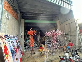 Bán đất tặng kho xưởng  xe hơi vào tới nhà  giáp nguyễn ảnh thủ q.12  97m2  chỉ 3,75 tỷ tl.