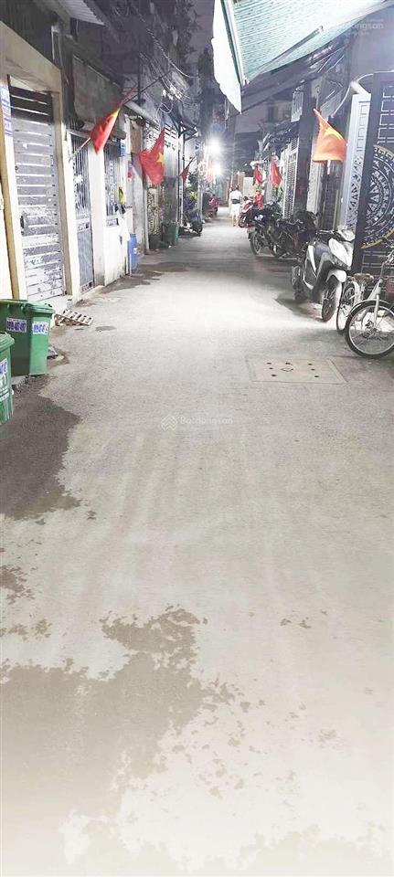 Bán nhà  4pn tân thới hiệp 21 sát bên bệnh viện q12  xe hơi ngủ trong nhà  52 m2  chỉ 4.88 tỷ