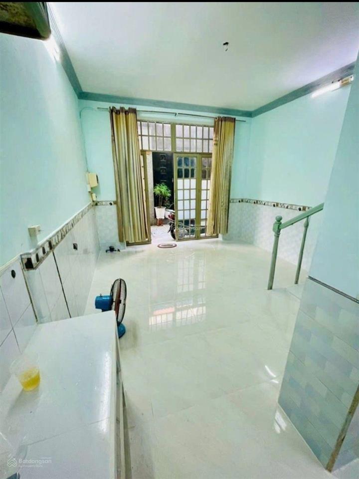 Chỉ 2,45 tỷ sở hữu hàng hiếm, siêu phẩm nhà nhỏ xinh. gần emart 2