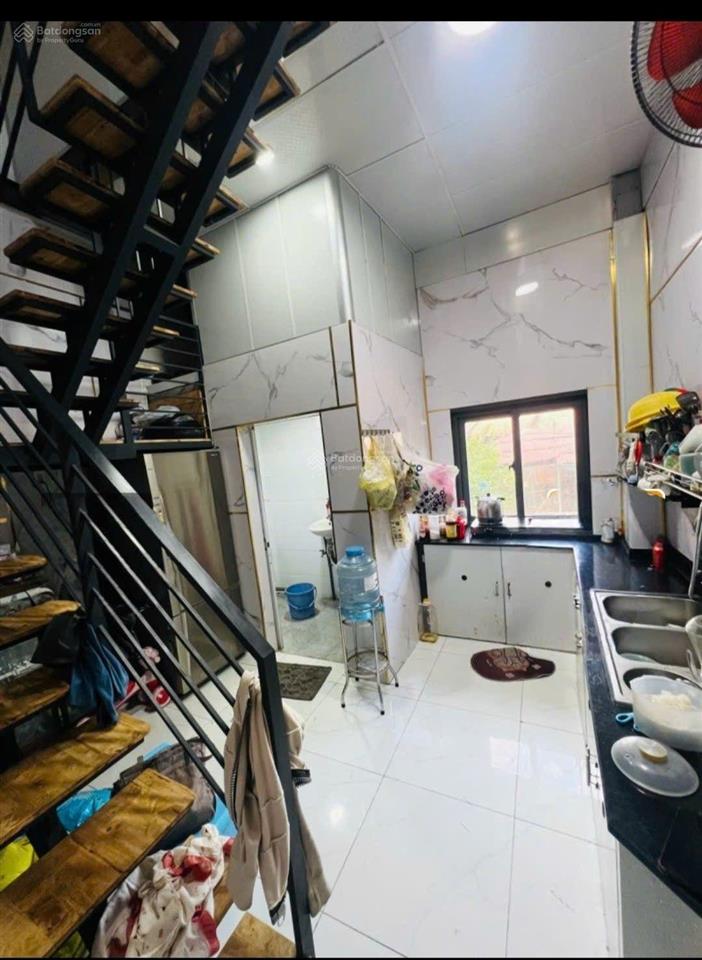 Xe hơi đỗ cửa  sát mặt tiền đặng thúc vịnh  3 pn  48 m²  chỉ 1.6 tỷ