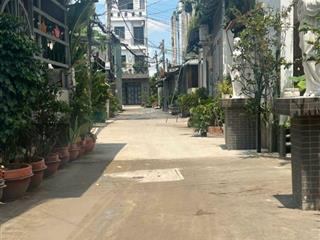 Nhà mới đẹp ở ngay sát tô ngọc vân  đường ô tô thông thoáng, dt 50m2 nở hậu  giá 2.19 tỷ