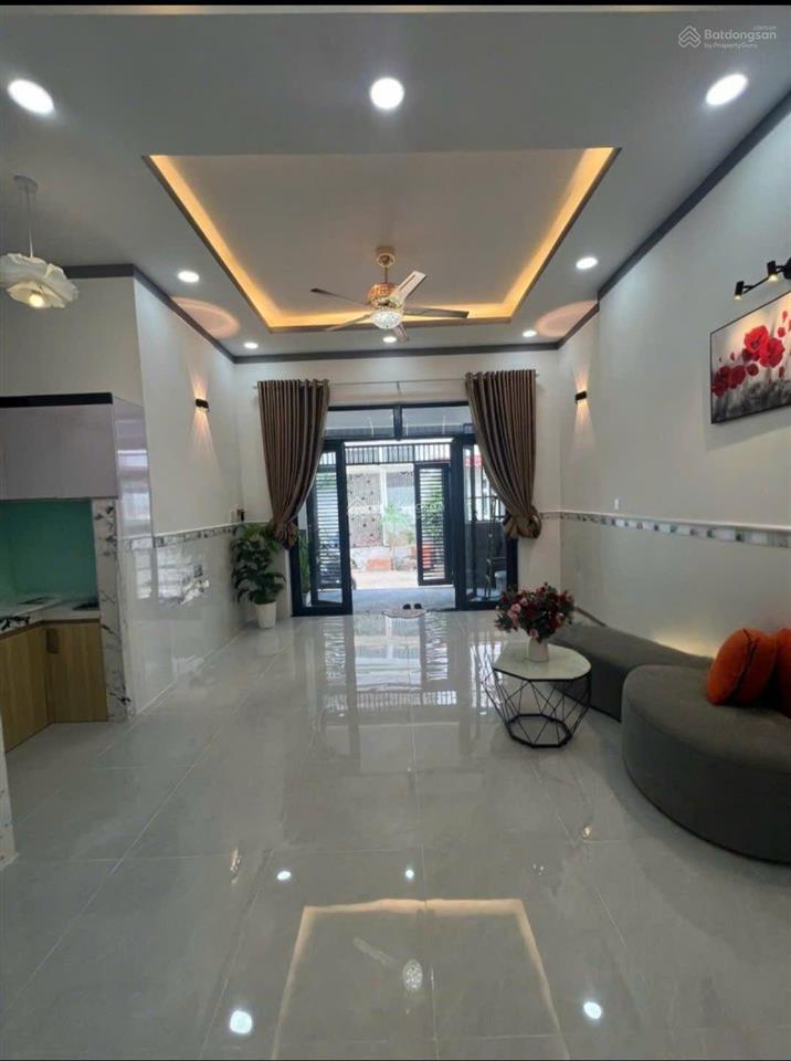 Nhà mới đẹp ở ngay sát tô ngọc vân  đường ô tô thông thoáng, dt 50m2 nở hậu  giá 2.19 tỷ