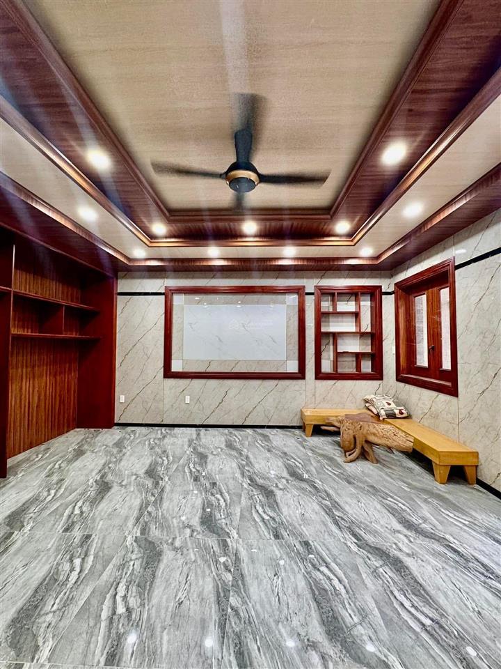 Mặt tiền kinh doanh  tân xuân 2 hóc môn  gần 700m2  full thổ cư 18.5 tỷ dòng tiền 800 triệu năm
