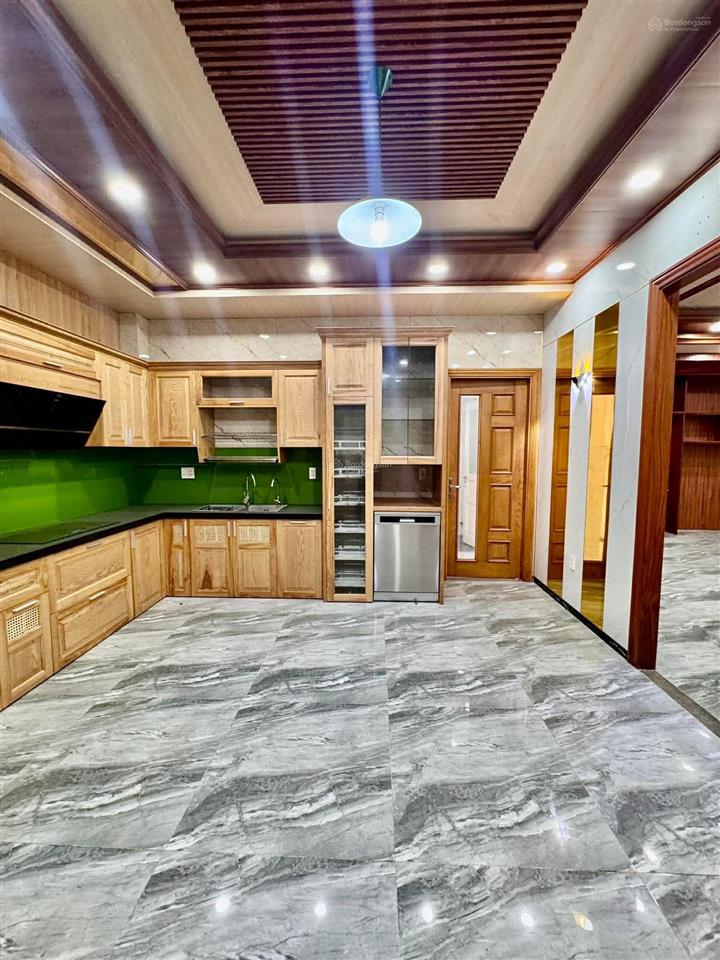 Mặt tiền kinh doanh  tân xuân 2 hóc môn  gần 700m2  full thổ cư 18.5 tỷ dòng tiền 800 triệu năm