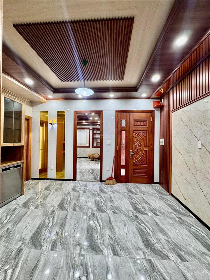 Mặt tiền kinh doanh  tân xuân 2 hóc môn  gần 700m2  full thổ cư 18.5 tỷ dòng tiền 800 triệu năm