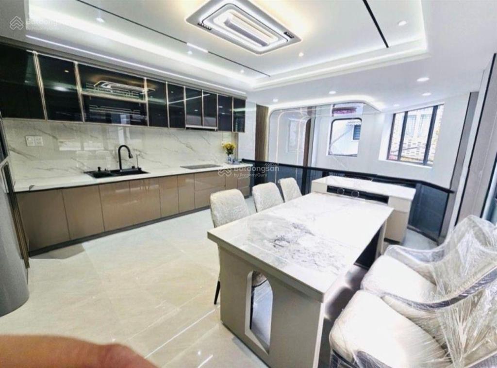Mặt tiền hẻm xe hơi full nội thất cao cấp không gian sống sang trọng 5 tầng thang máy vi vu
