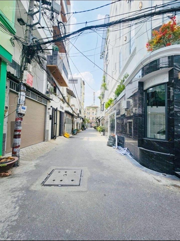 Mặt tiền hẻm xe hơi full nội thất cao cấp không gian sống sang trọng 5 tầng thang máy vi vu