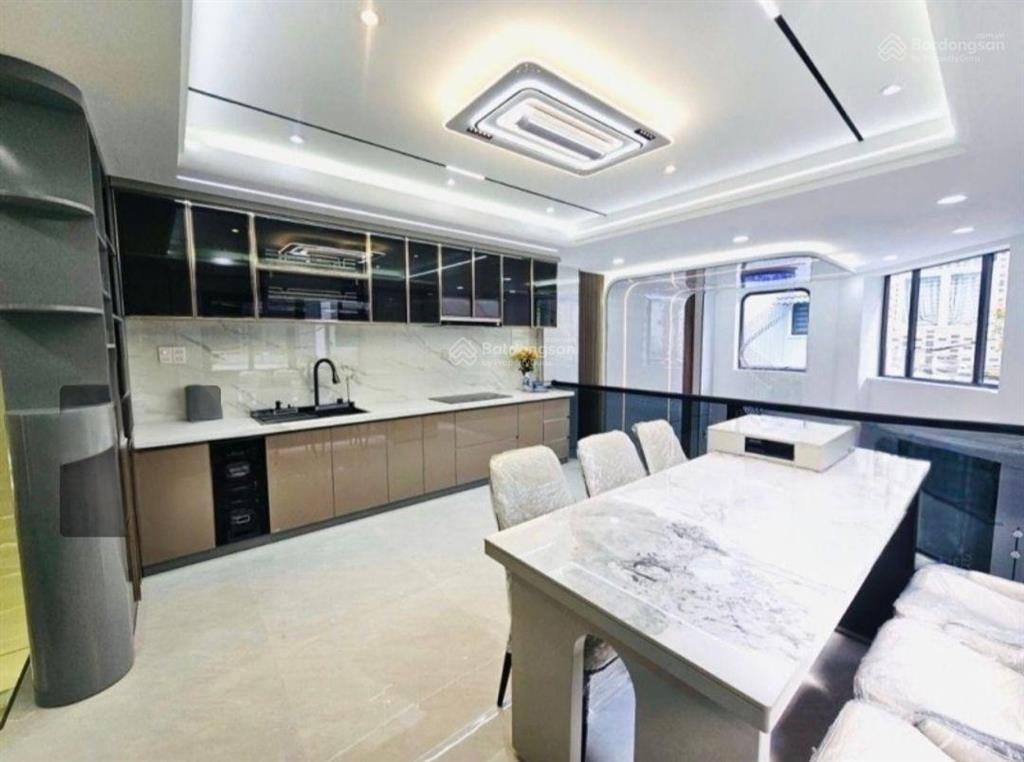 Mặt tiền hẻm xe hơi full nội thất cao cấp không gian sống sang trọng 5 tầng thang máy vi vu