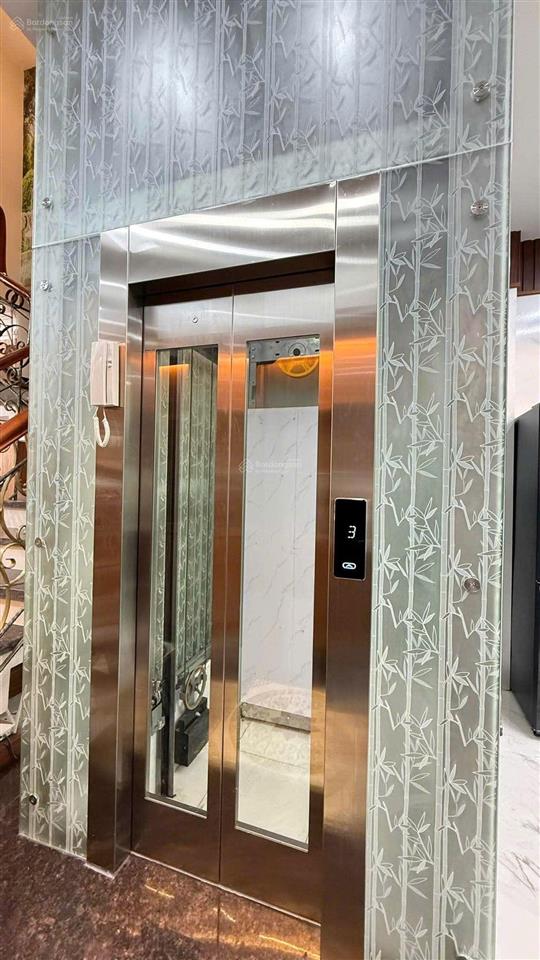 Nhà chính chủ có thang máy lê văn thọ, gò vấp
ô tô ngủ trong nhà  gần 70m2  13,9 tỷ tl.