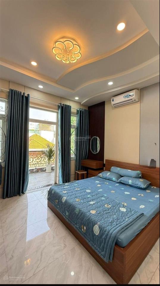 Nhà chính chủ có thang máy lê văn thọ, gò vấp
ô tô ngủ trong nhà  gần 70m2  13,9 tỷ tl.