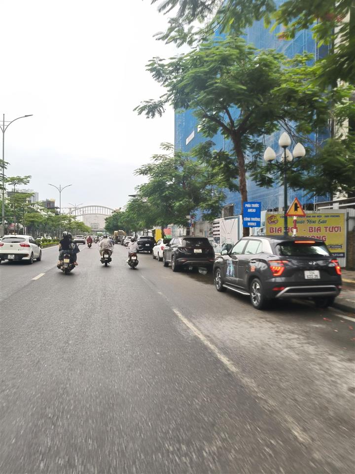 Chính chủ cần chuyển nhượng lô đất đất tái định cư đồng dứa 99,5m2 (5x21m), 2 mặt tiền đường 20m