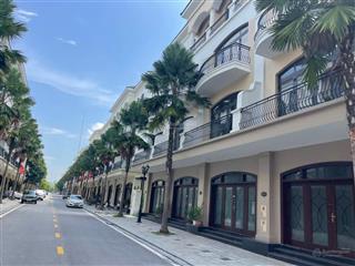 Bán gấp liền kề chà là 80m  mặt đường 20m  giá sốc chỉ 9 tỷ  sẵn sổ đỏ tại vinhomes ocean par 2
