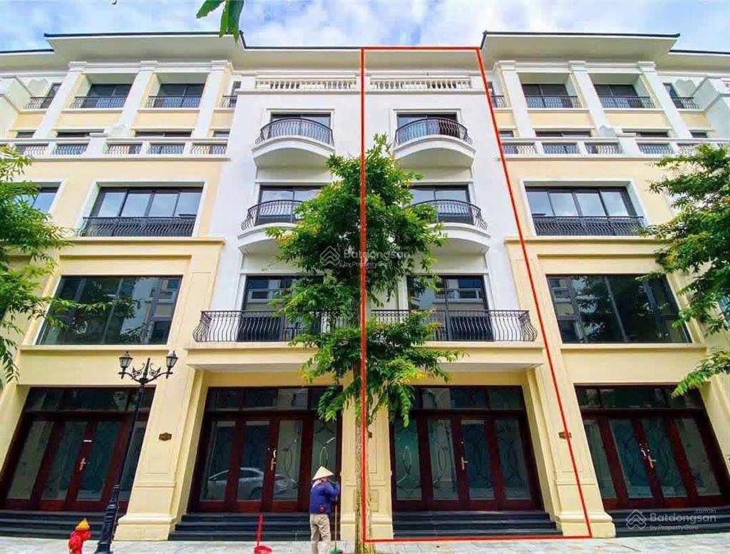 Chính chủ bán san hô 70m2  full 5 tầng sẵn sổ đỏ chỉ 9 tỷ, dòng tiền 15tr/tháng tại vinhomes ocp2