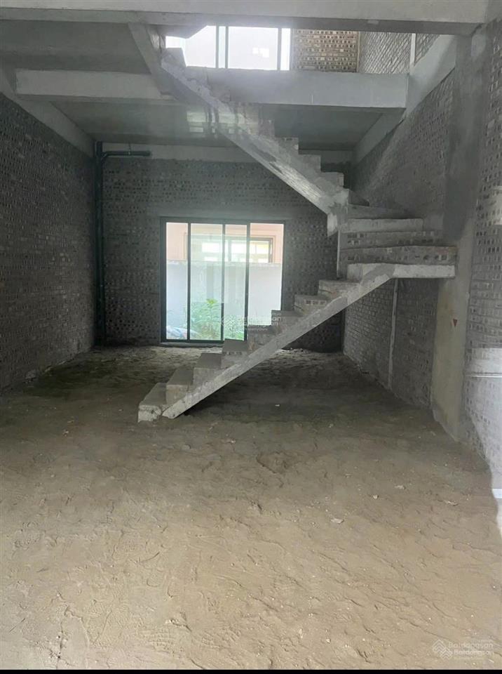 Ngộp bank cắt lỗ 78m2 hải âu sát chung cư giá 9 tỷ tại vinhomes ocean park 2