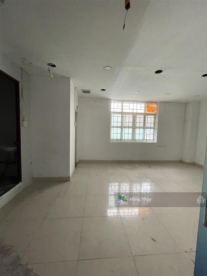 (hàng hiếm ) bán nhà hxh út tịch,tân bình. diện tích 7x20m 2 lầu tiện xây mới giá chỉ 23 tỷ