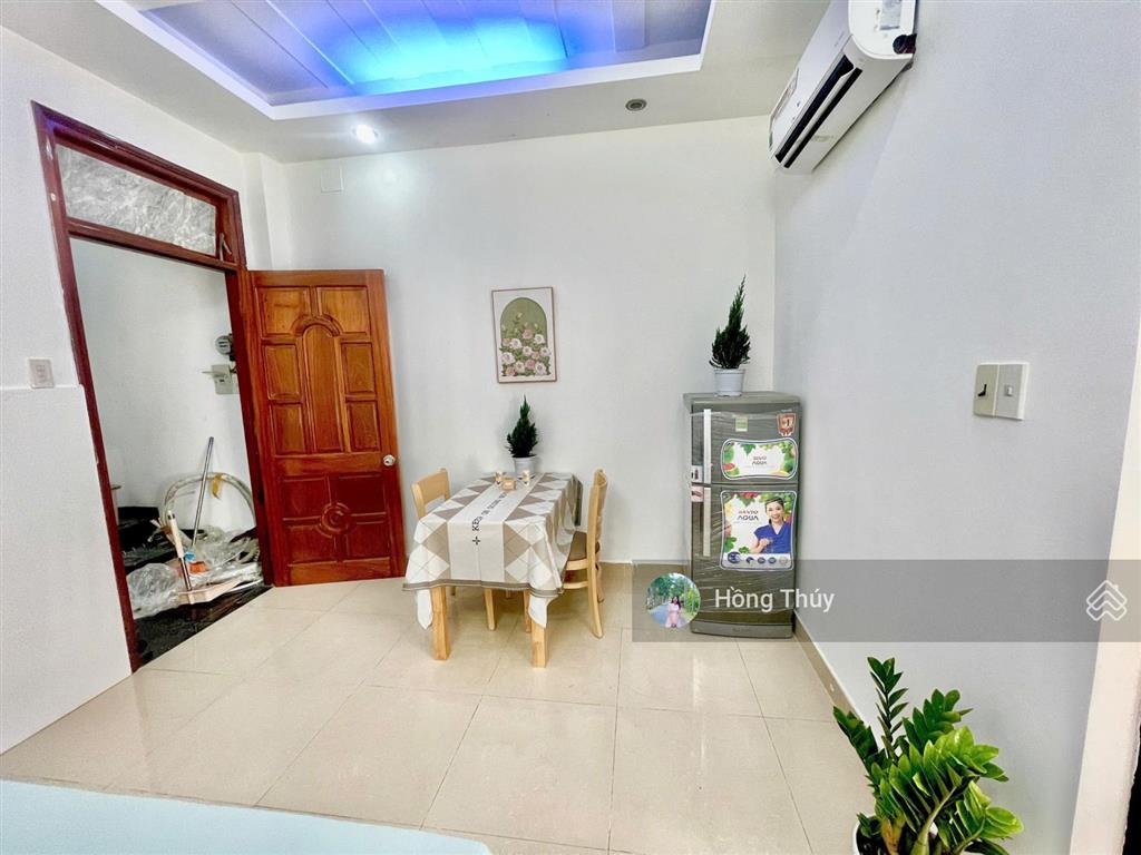 Bán nhà hxh khu bàu cát dt 4x17m 4 tầng đẹp hđt 24tr/tháng giá tốt trong khu vực chỉ 11,9 tỷ