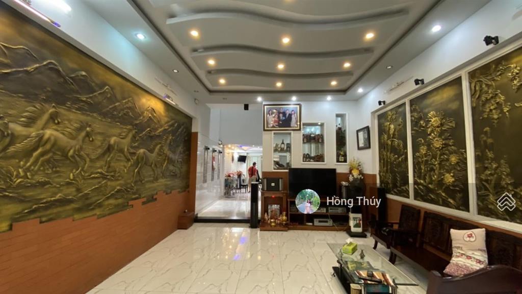 Chỉ một căn hiếm có 4,5x18m 4 tầng mặt tiền đường a4 khu k300 tân bình giá chỉ 18,5 tỷ tl