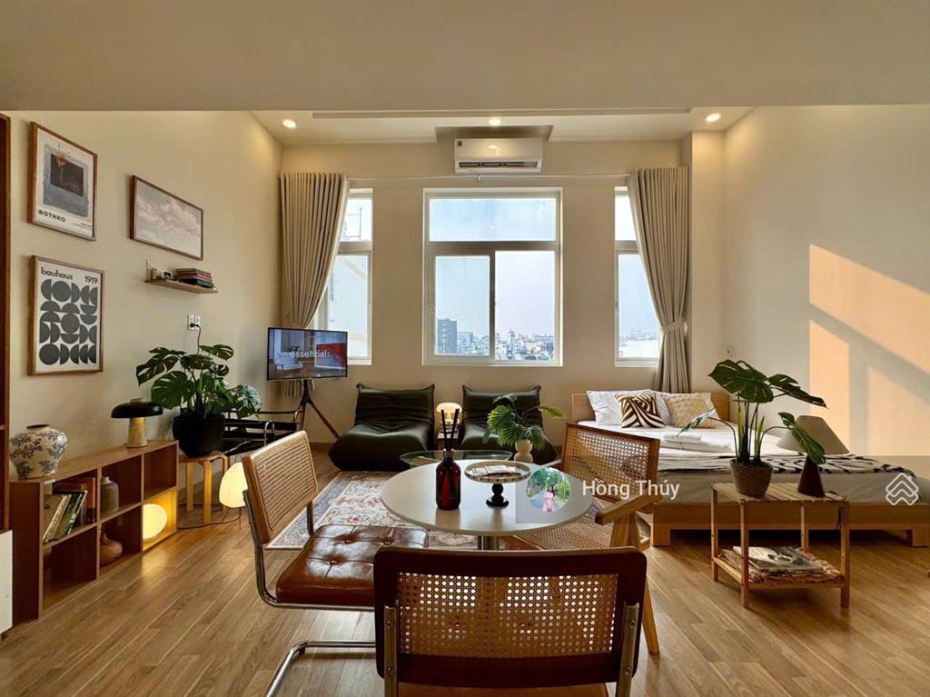Bán nhà mtnb lý thường kiệt, dt 8x18m 4 tầng đang cho thuê 60tr/tháng giá 24 tỷ gần chợ tân bình